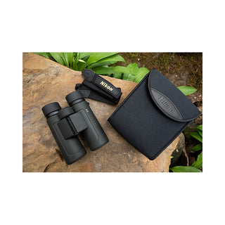 Nikon Prostaff P7 10x30 Fernglas